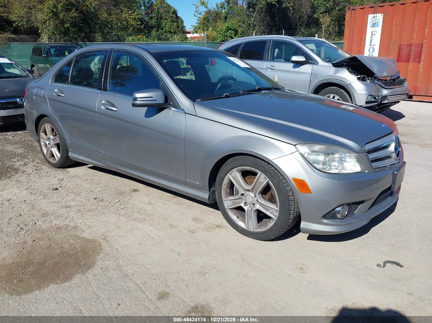 2010 MERCEDES-BENZ C 300 LUXURY 4MATIC/SPORT 4MATIC