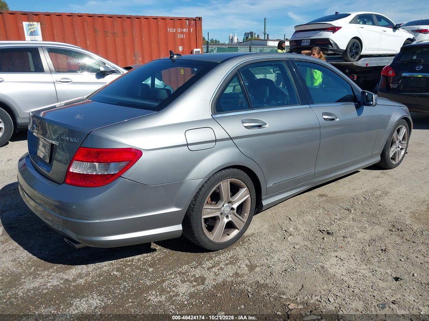 2010 MERCEDES-BENZ C 300 LUXURY 4MATIC/SPORT 4MATIC · Фото 4