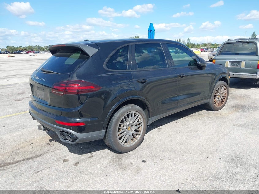 Vin: wp1aa2a24hka83900, lot: 46924604, porsche cayenne platinum edition 20174