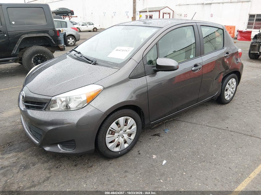 Vin: jtdktud36cd508532, lot: 46924715, toyota yaris le 20122