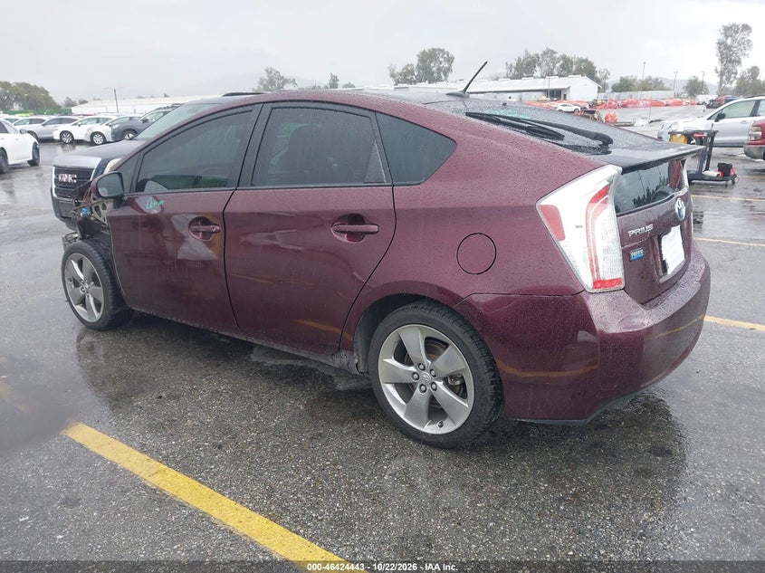 Vin: jtdkn3du7d5573575, lot: 46924801, toyota prius three se 20133