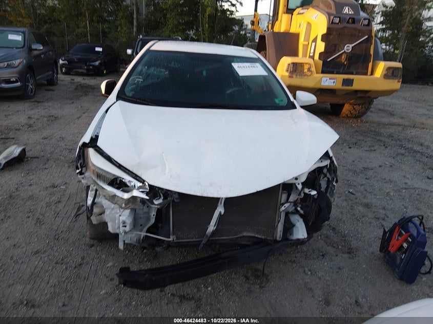 2016 TOYOTA COROLLA LE · Фото 12