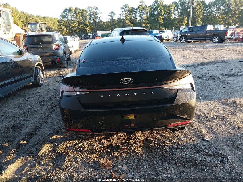 2022 HYUNDAI ELANTRA N LINE · Photo 16