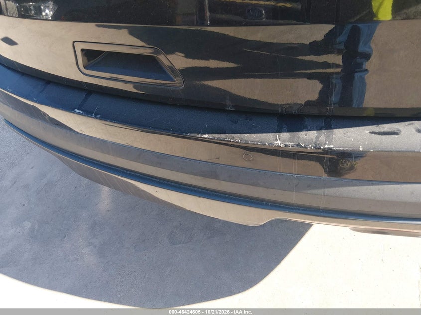 lot image 4