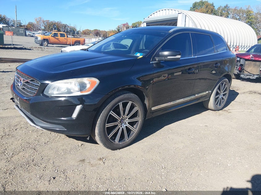 2014 VOLVO XC60 T6 R-DESIGN · Фото 2