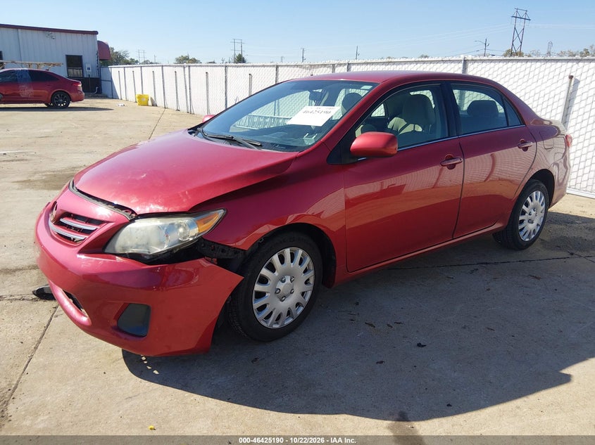 Vin: 2t1bu4ee3dc978366, lot: 46925548, toyota corolla le 20132