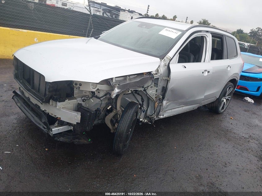 Vin: yv4a22pm3m1742084, lot: 46925549, volvo xc90 t6 r-design 7 passenger 20212