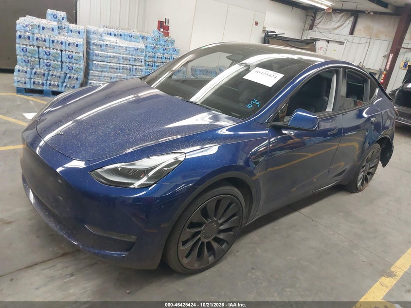 2025 Tesla Model Y Performance Dual Motor All-Wheel Drive, Rear, IAAI, VIN 7SAYGDEFXSF232311 — photo 2