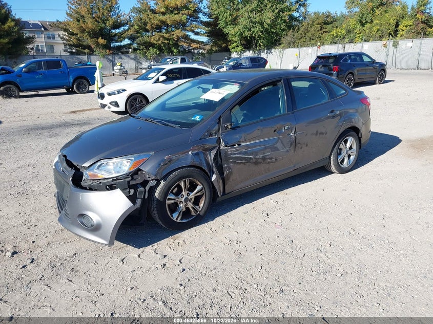 Vin: 1fadp3f2xdl272380, lot: 46926224, ford focus se 20132