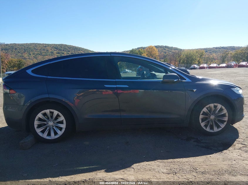 2017 TESLA MODEL X 100D/75D/90D · Фото 13