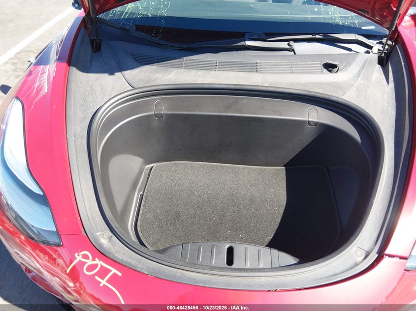 TESLA MODEL 3 - zdjęcie 10