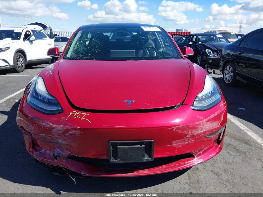 TESLA MODEL 3 - zdjęcie 12