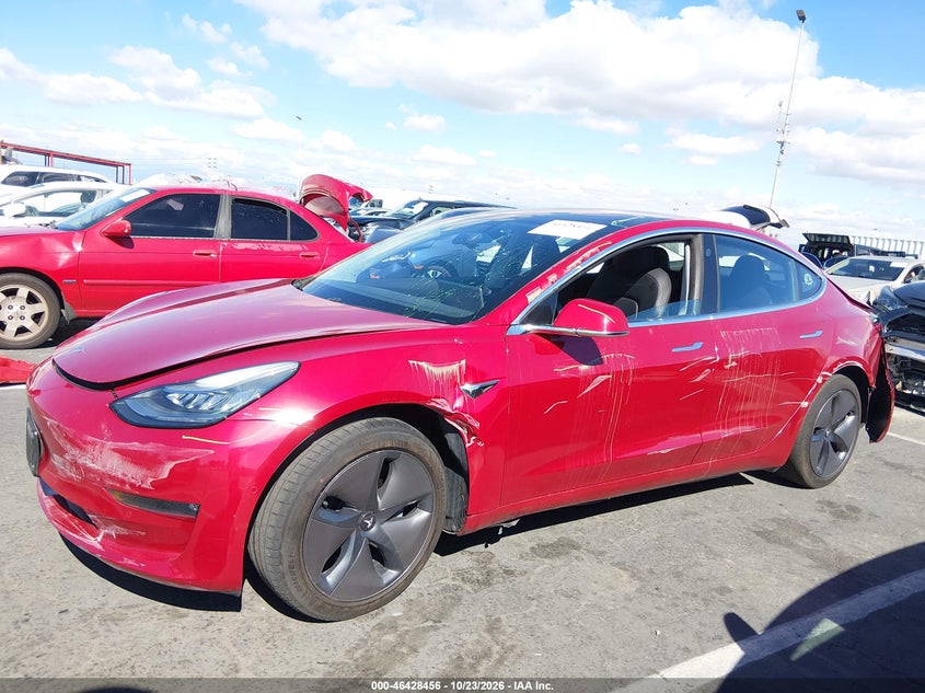TESLA MODEL 3 - zdjęcie 14