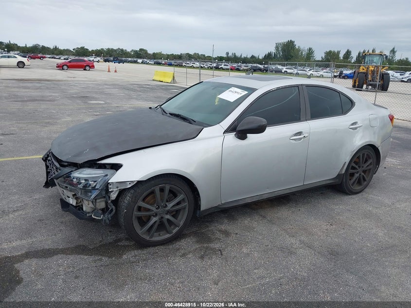 2008 LEXUS IS 250 · Фото 14