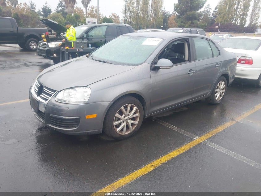2010 Volkswagen Jetta Limited Edition, Обычный износ, IAAI, VIN 3VWAZ7AJ2AM099006 — фото 2