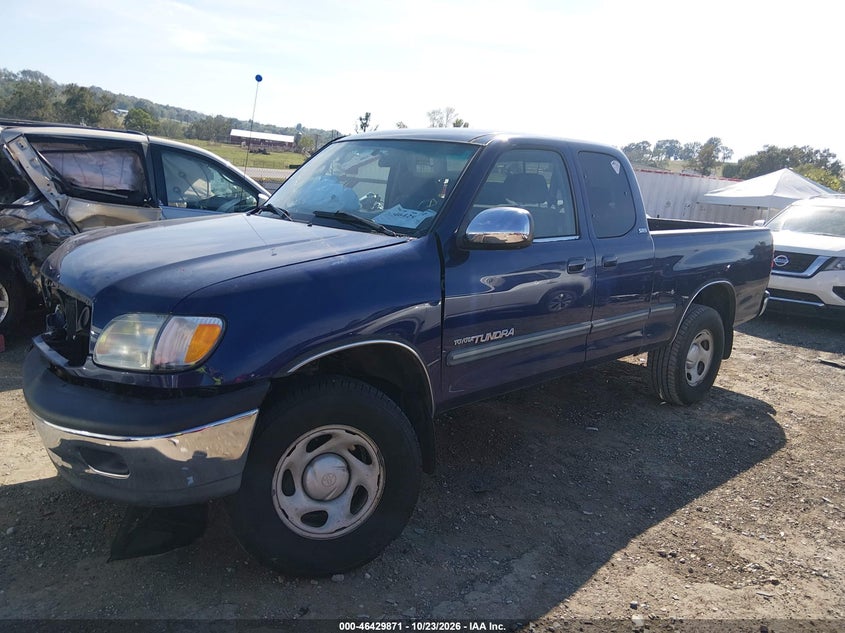 2002 Toyota Tundra Sr5 V8, Right Side, IAAI, VIN 5TBBT44152S274006 — photo 2