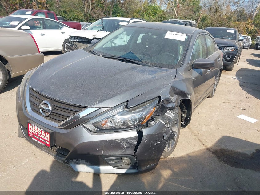 Vin: 1n4al3ap1hc476976, lot: 46930951, nissan altima 2.5 sr 20172