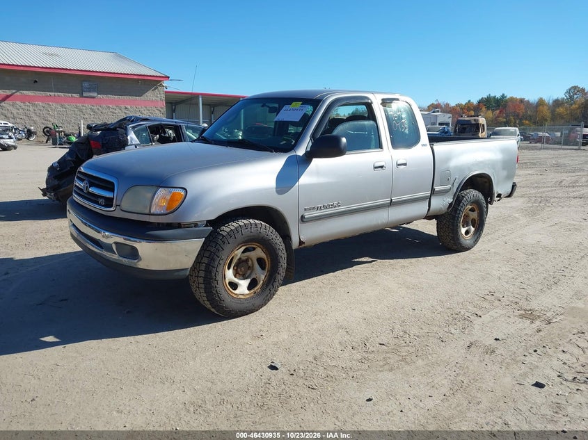 2002 Toyota Tundra Sr5 V8, Обычный износ, IAAI, VIN 5TBBT44132S251923 — фото 2