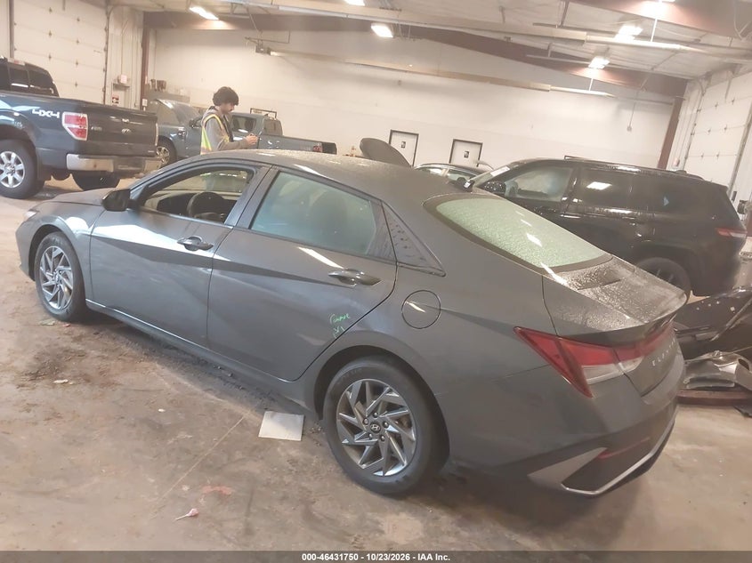 Vin: kmhlm4dg0ru735837, lot: 46932108, hyundai elantra sel 20243