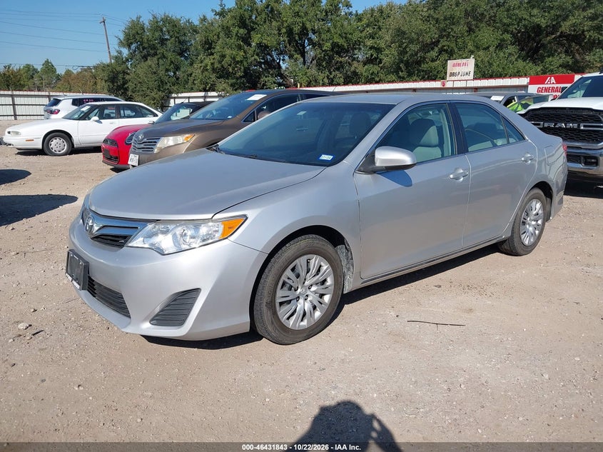 Vin: 4t1bf1fk0cu095545, lot: 46932201, toyota camry le 20122