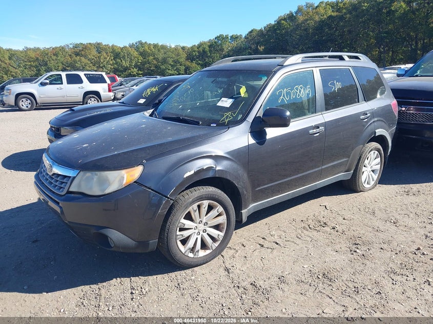 Vin: jf2shaec8bh700896, lot: 46932308, subaru forester 2.5x limited 20112