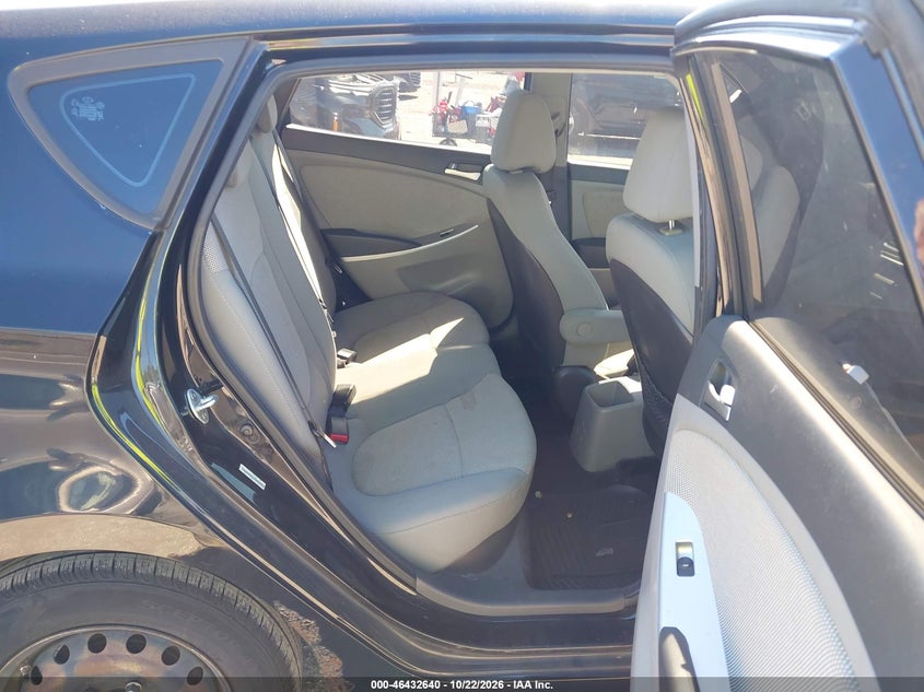 2013 HYUNDAI ACCENT GS · Фото 8