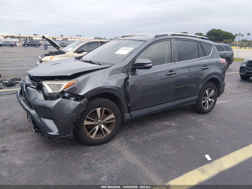 Vin: jtmwfrev7hd096327, lot: 46933011, toyota rav4 xle 20172