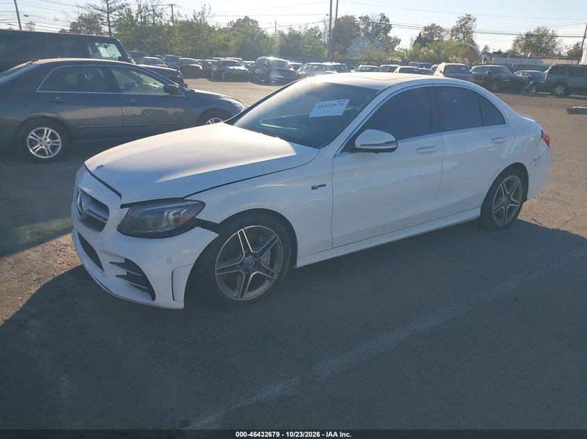 Mercedes-Benz Amg C 43 - фото 2