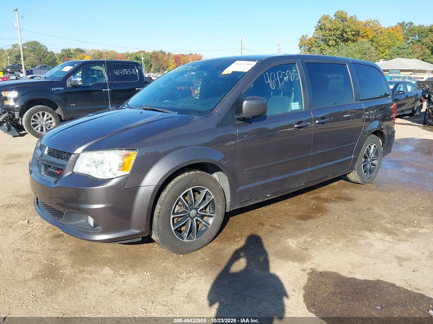 Vin: 2c4rdgcg9fr563513, lot: 46933271, dodge grand caravan sxt 20152