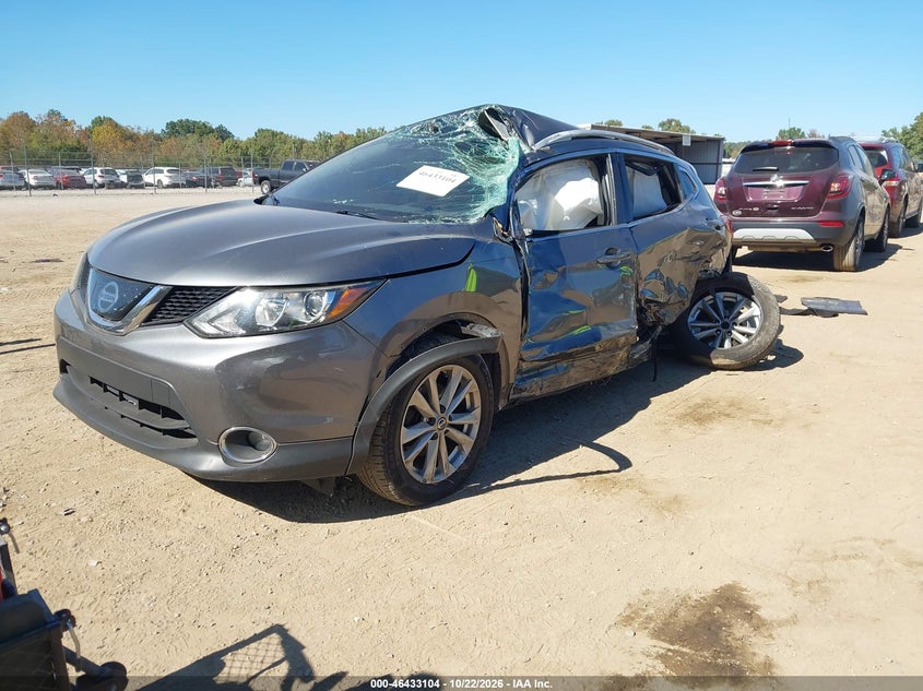 Vin: jn1bj1cp1kw230492, lot: 46933470, nissan rogue sport sv 20192