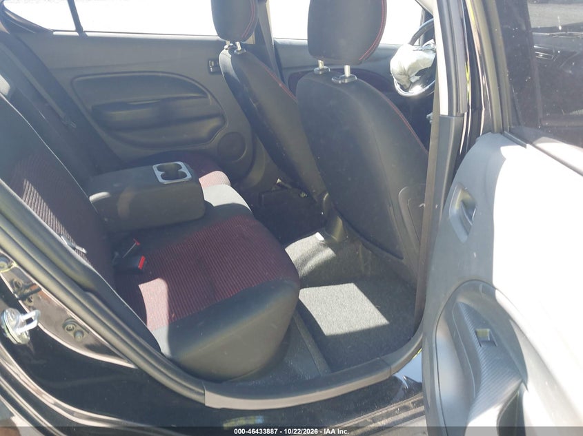 2023 MITSUBISHI MIRAGE G4 ES/G4 LE/G4 BLACK EDITION · Фото 8