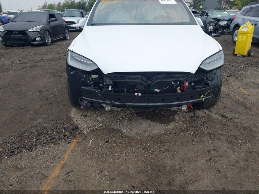 TESLA MODEL X - zdjęcie 6