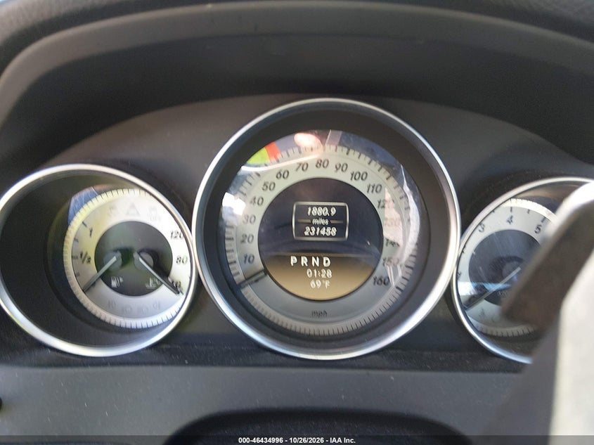 MERCEDES-BENZ C 250 2012 VIN WDDGJ4HB1CF913947