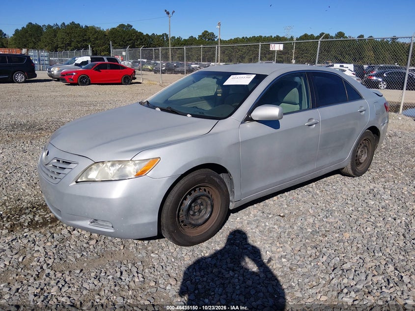 2007 Toyota Camry Ce/Le/Xle/Se, Front & Rear, IAAI, VIN 4T1BE46K17U615486 — photo 2