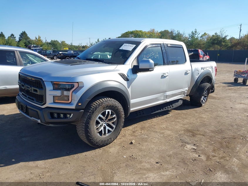 2018 Ford F-150 Raptor, Левый бок, IAAI, VIN 1FTFW1RG8JFE17783 — фото 2