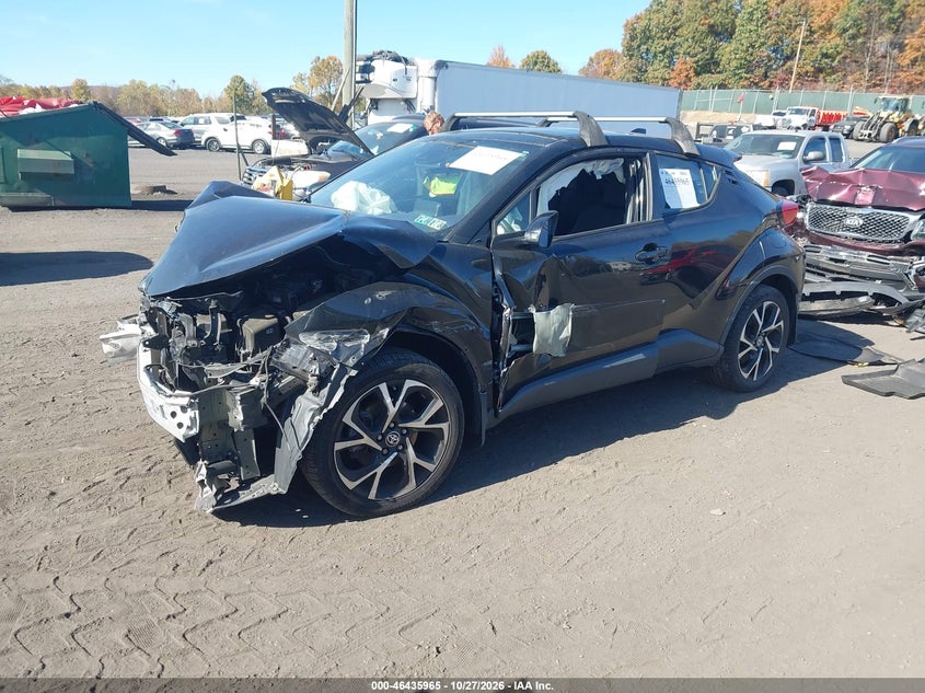 Vin: nmtkhmbx6nr143606, lot: 46936331, toyota c-hr xle 20222
