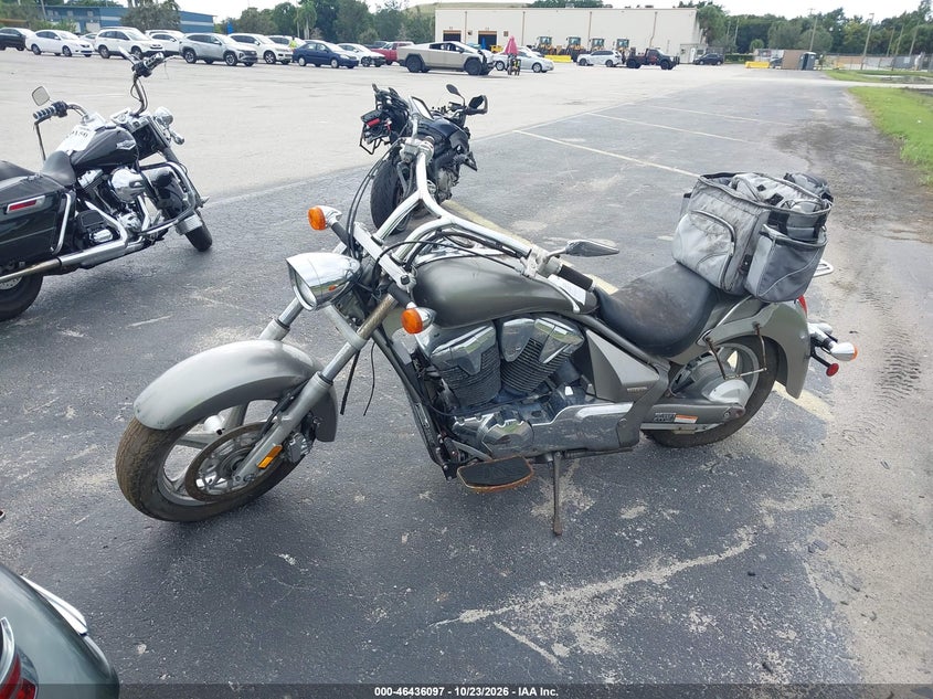 HONDA VT1300 2012