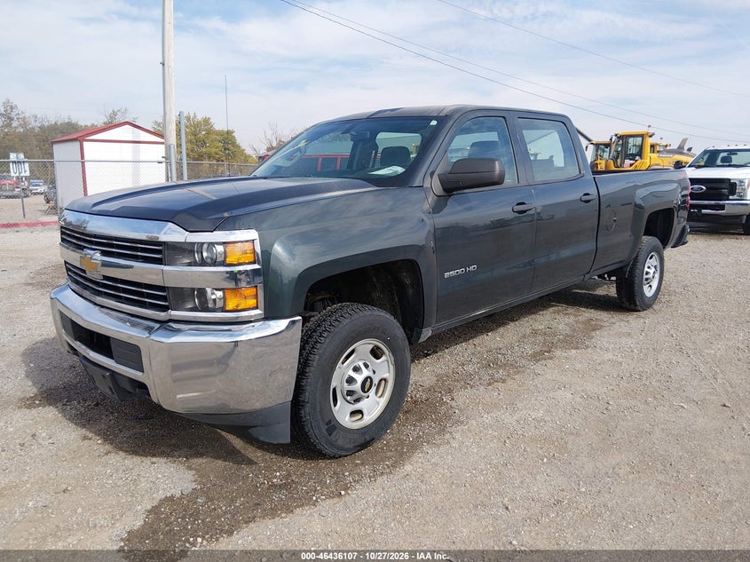 Vin: 1gc1kueg8jf257403, lot: 46936473, chevrolet silverado 2500hd wt 20182
