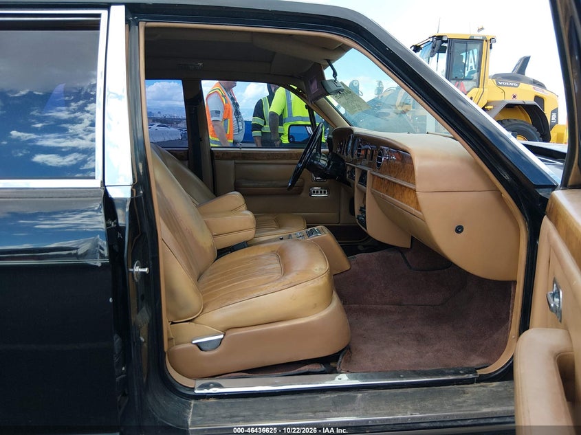 1986 ROLLS-ROYCE SILVER SPIRIT