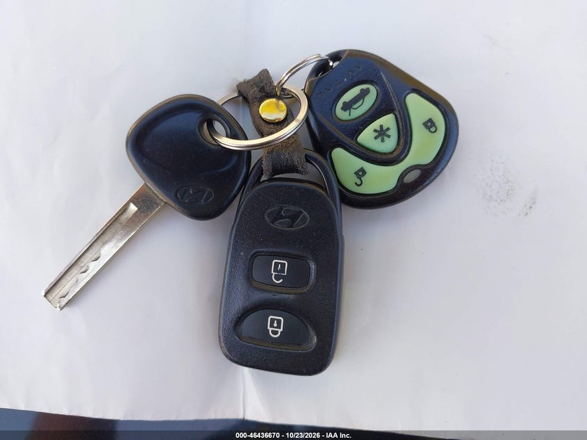 2012 HYUNDAI ACCENT SE · Фото 11