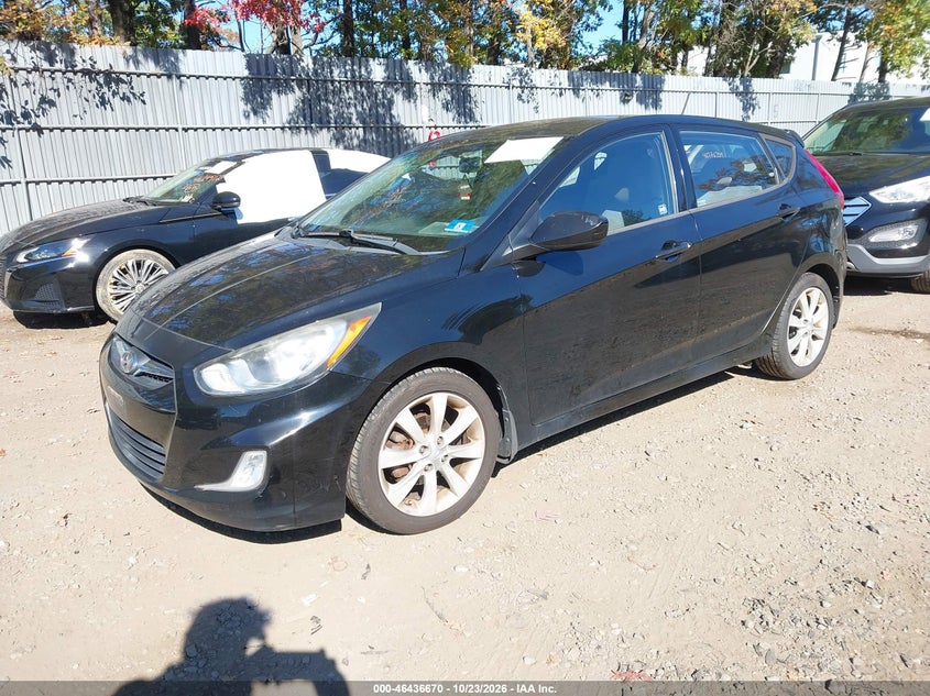 2012 HYUNDAI ACCENT SE · Фото 2
