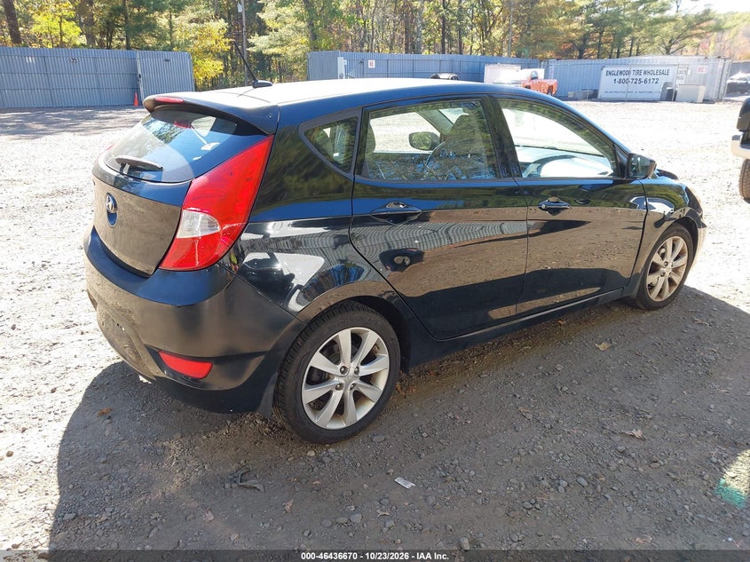 2012 HYUNDAI ACCENT SE · Фото 4