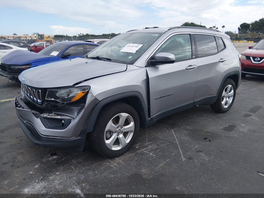 2019 Jeep Compass Latitude Fwd, Лівий перед, IAAI, VIN 3C4NJCBB5KT677148 — фото 2