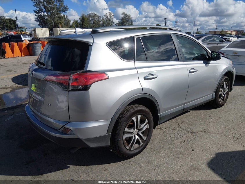 Vin: 2t3zfrev8hw339630, lot: 46938052, toyota rav4 le 20174