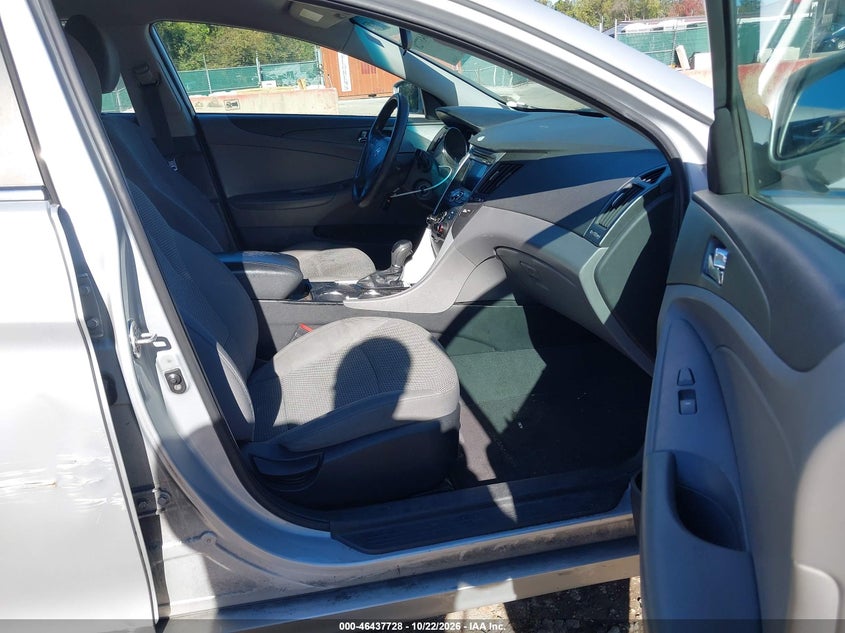 2011 HYUNDAI SONATA GLS · Фото 5