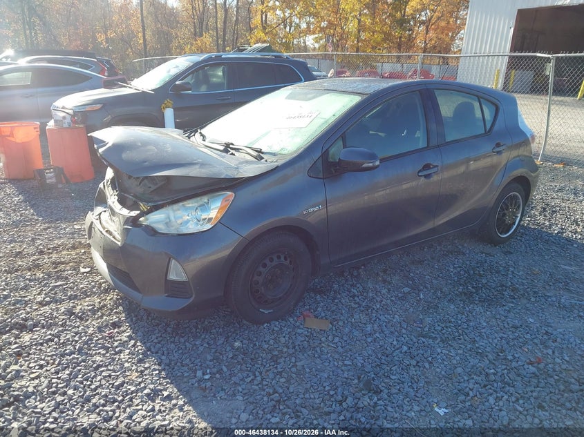 Vin: jtdkdtb38d1549306, lot: 46938498, toyota prius c two 20132