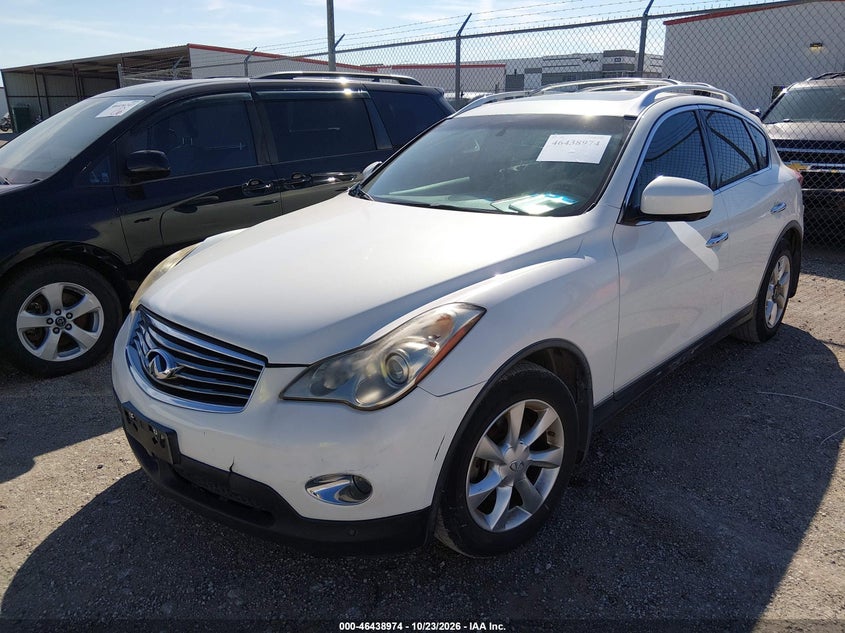 2010 INFINITI EX35 JOURNEY · Фото 2