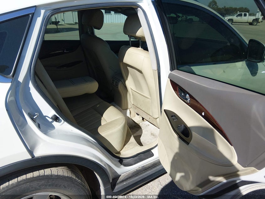 2010 INFINITI EX35 JOURNEY · Фото 8