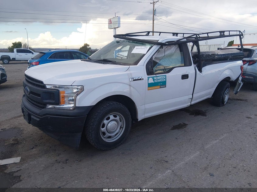 2019 Ford F-150 Xl, Roof, IAAI, VIN 1FTMF1CB2KKD63913 — photo 2