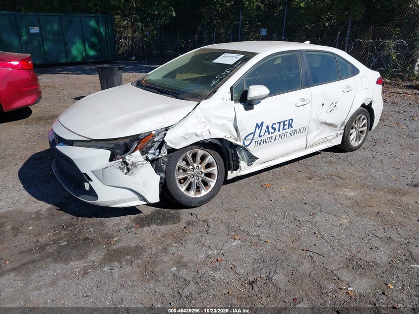 2021 Toyota Corolla Le, Left Side, IAAI, VIN JTDVPMAE9MJ131804 — photo 2